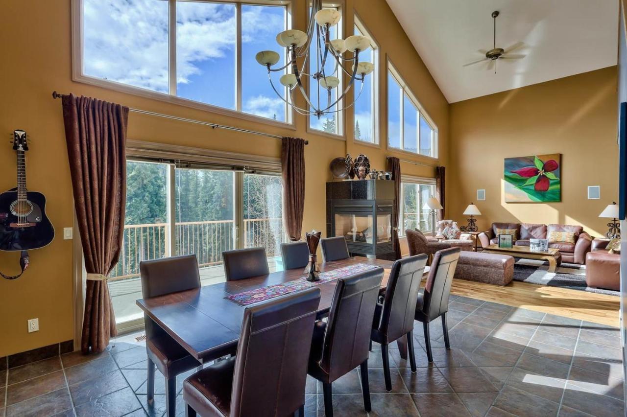 Soleil Chalet By Bear Country Sun Peaks Exterior photo