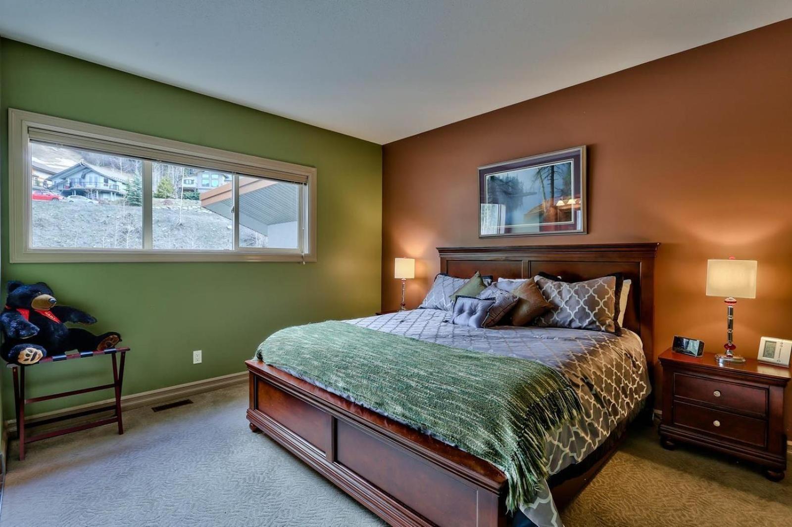 Soleil Chalet By Bear Country Sun Peaks Room photo